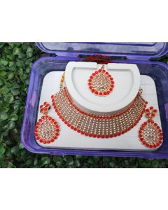 White and Red stone Nekless -